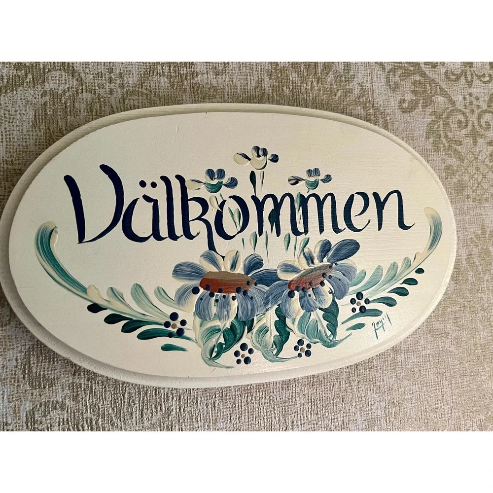 Vintage Hand‑Painted Swedish 